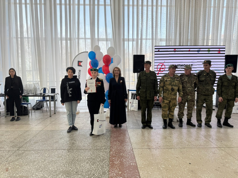 Городской чемпионат по сборке макета автомата АК-74.